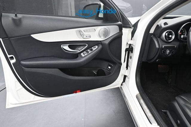 Used 2020 Mercedes-Benz C 300 Sedan w/ Premium Package image 17