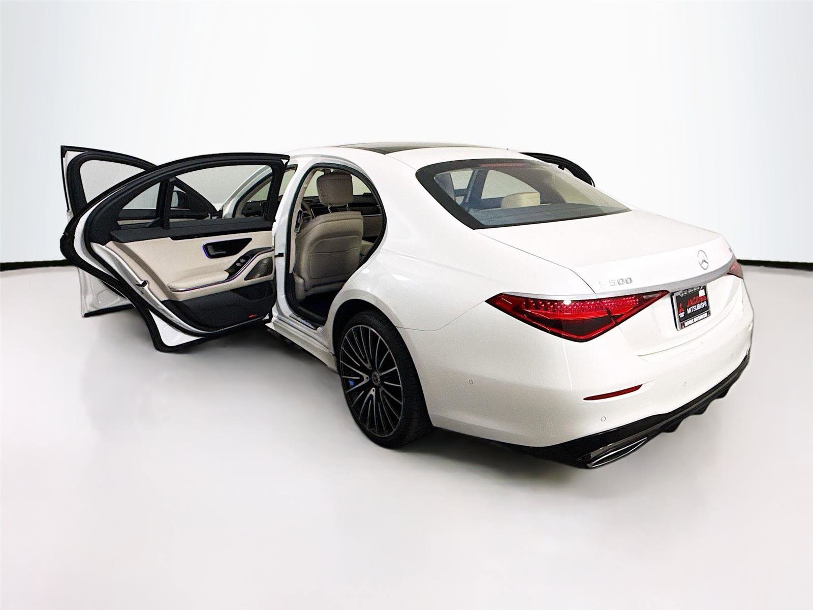 Used 2023 Mercedes-Benz S 500 S 500 image 16