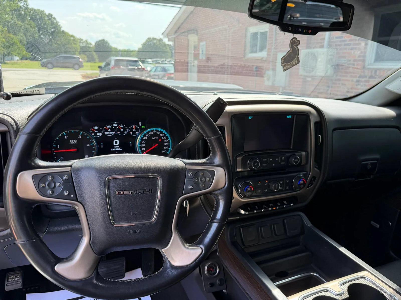 Used 2019 GMC Sierra 2500 Denali w/ Duramax Plus Package AWD/4WD image 16