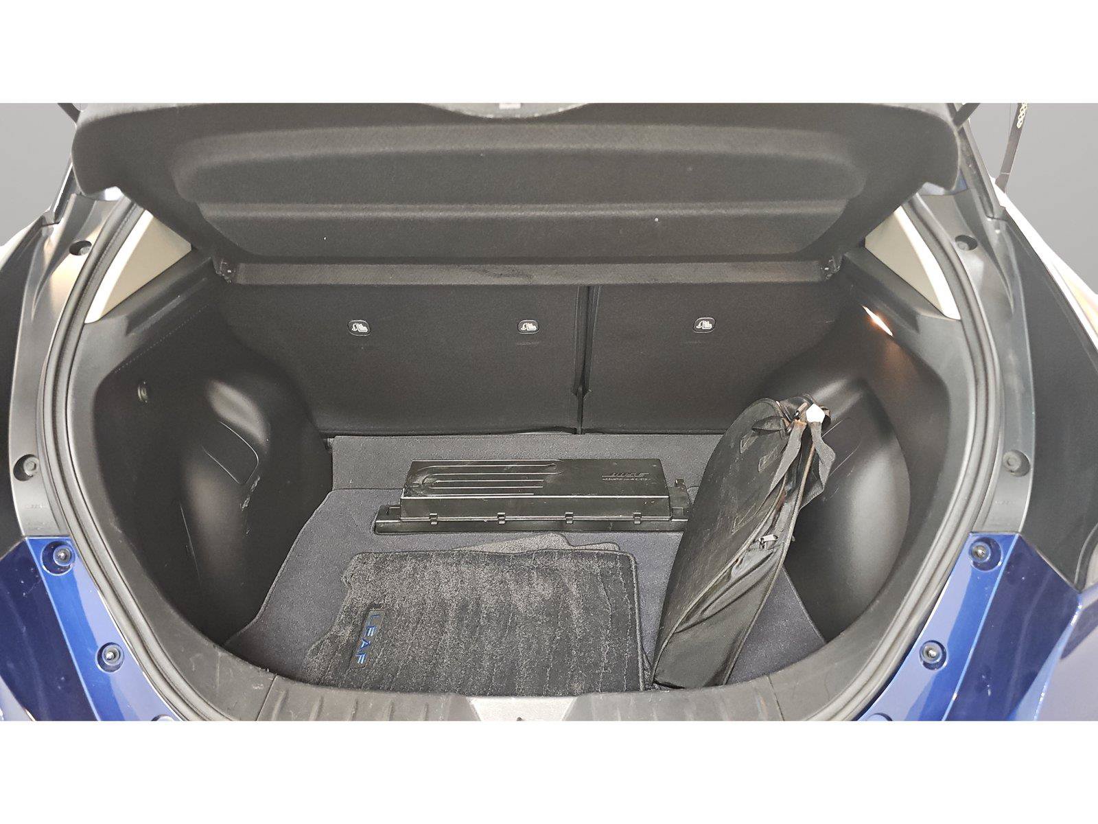 Used 2018 Nissan Leaf SL w/ SL Technology Package FWD image 12