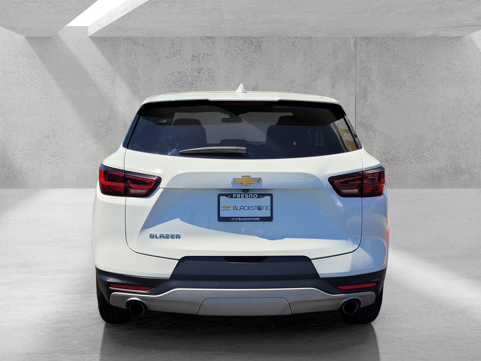 Used 2025 Chevrolet Blazer LT FWD image 5