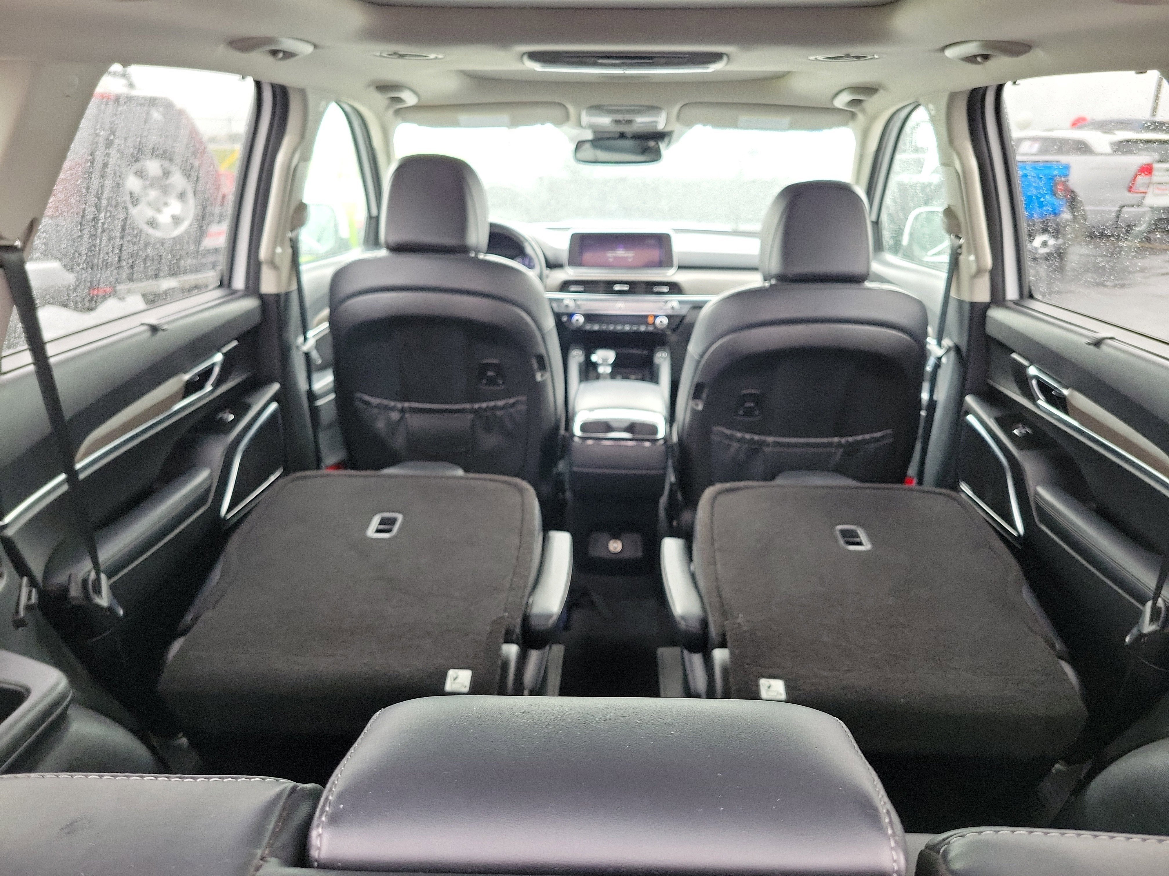Used 2022 Kia Telluride SX w/ Nightfall Edition Package AWD/4WD image 12