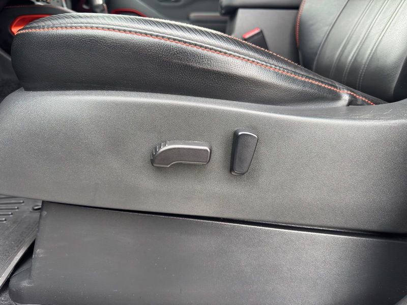 Used 2023 Nissan Frontier PRO-4X w/ Pro-4X Premium Package image 11