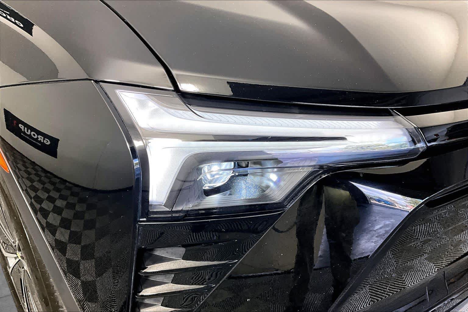 Used 2024 Chevrolet Blazer EV LT AWD/4WD image 23