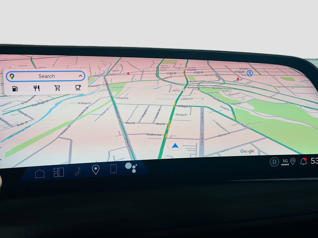 Used 2025 Cadillac XT4 Sport image 13