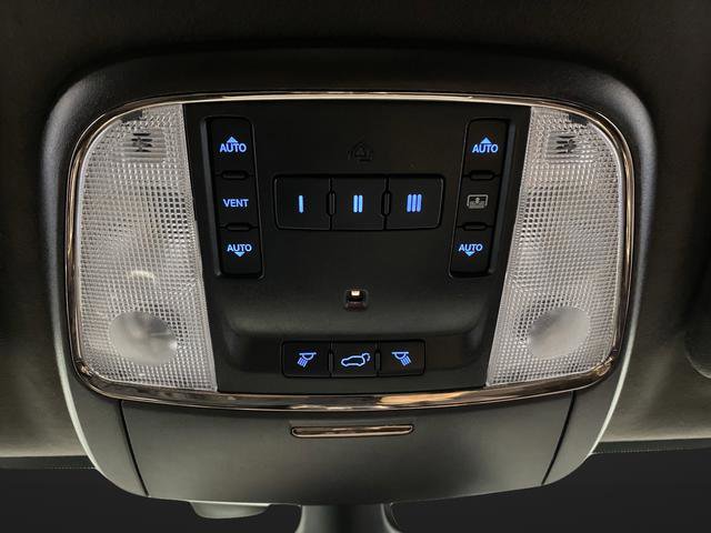 Used 2018 Jeep Grand Cherokee Summit image 27