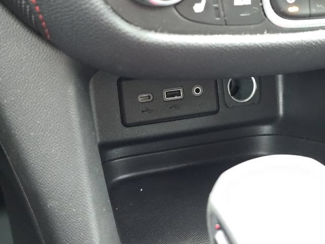 Used 2022 Chevrolet Equinox RS w/ LPO, Floor Liner Package FWD image 33