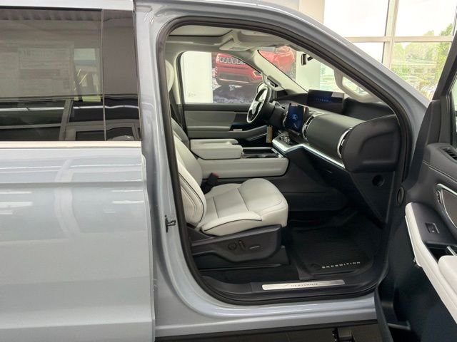 New 2027 Ford Expedition Max Platinum w/ Platinum Ultimate Package AWD/4WD image 52