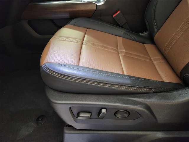 Used 2024 Chevrolet Silverado 2500 High Country w/ High Country Premium Package image 23