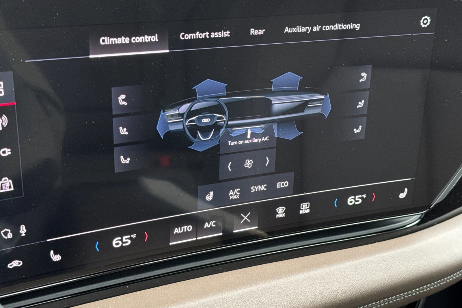 New 2025 Audi A6 e-tron Premium Plus AWD/4WD image 17
