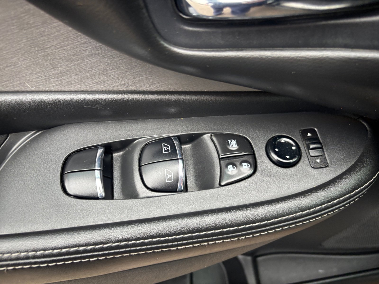 Used 2022 Nissan Murano SL image 13