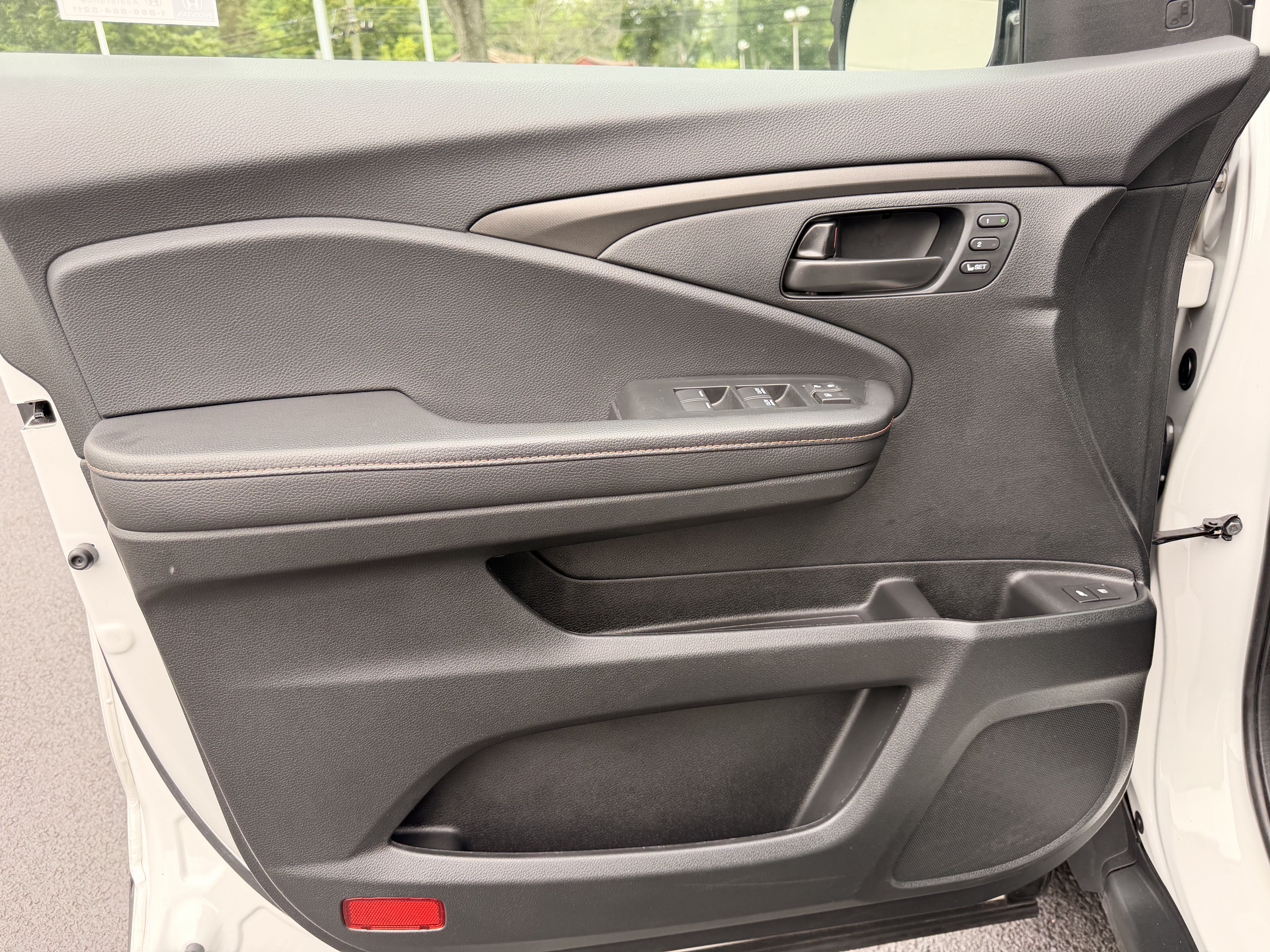 Used 2024 Honda Passport TrailSport image 11