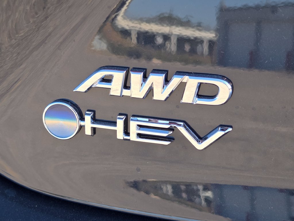New 2026 Toyota Camry SE w/ Convenience Package AWD/4WD image 24