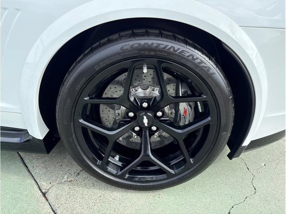 Used 2015 Chevrolet Camaro Z/28 image 12