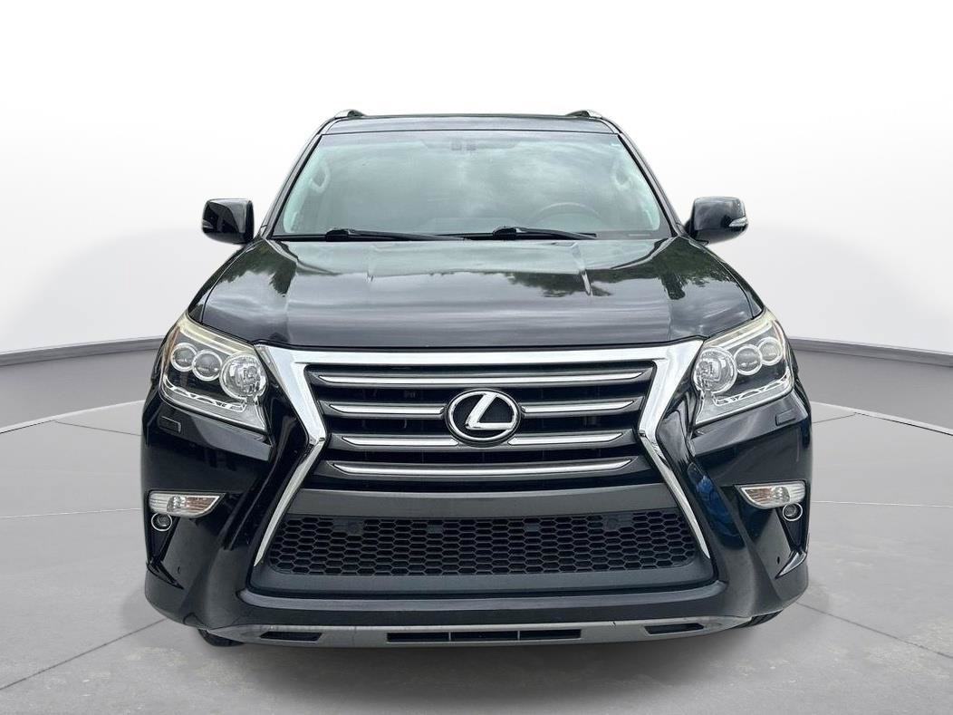Used 2017 Lexus GX 460 Premium w/ Premium Package AWD/4WD image 3
