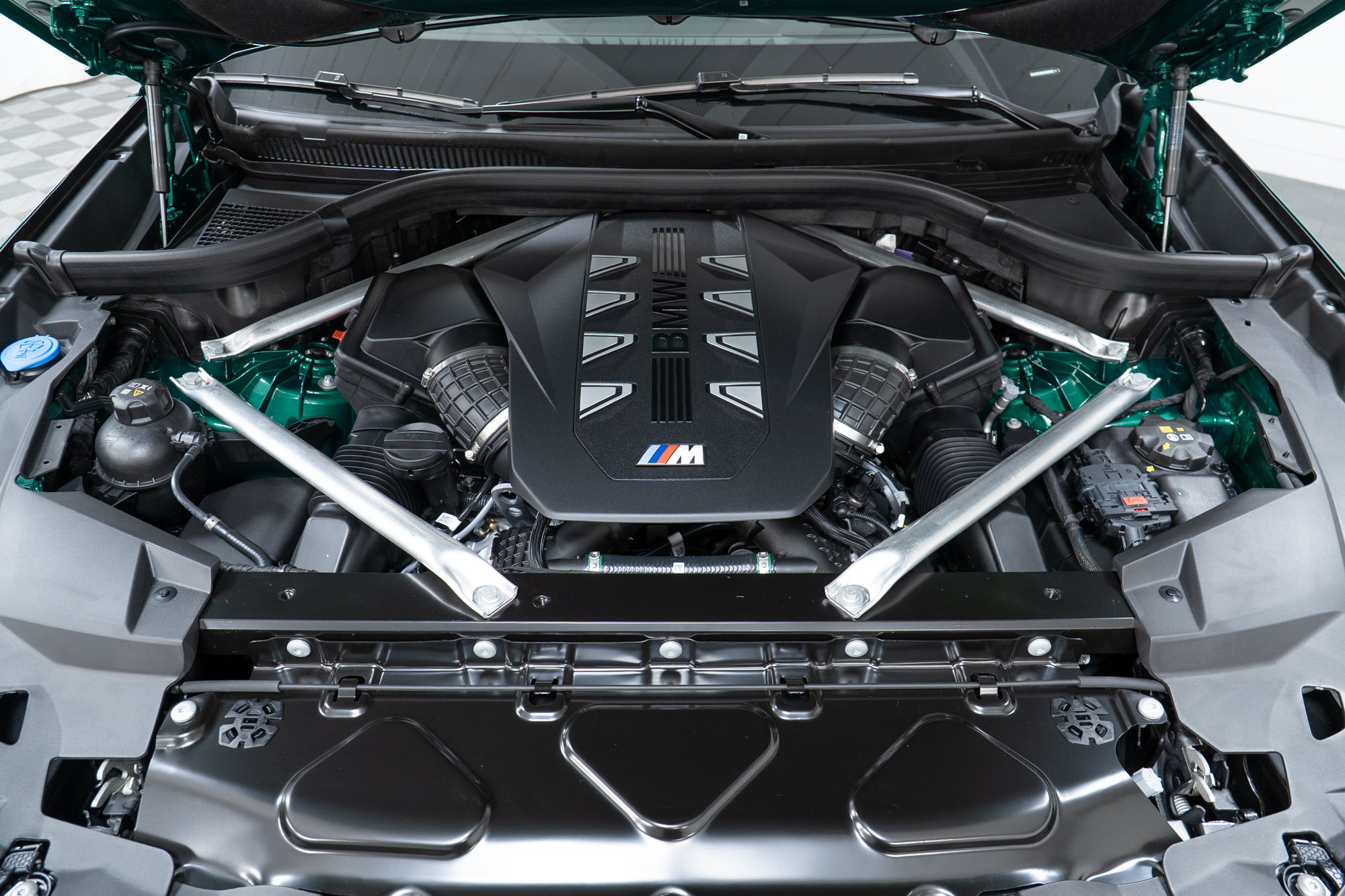 New 2027 BMW X6 M60i AWD/4WD image 9