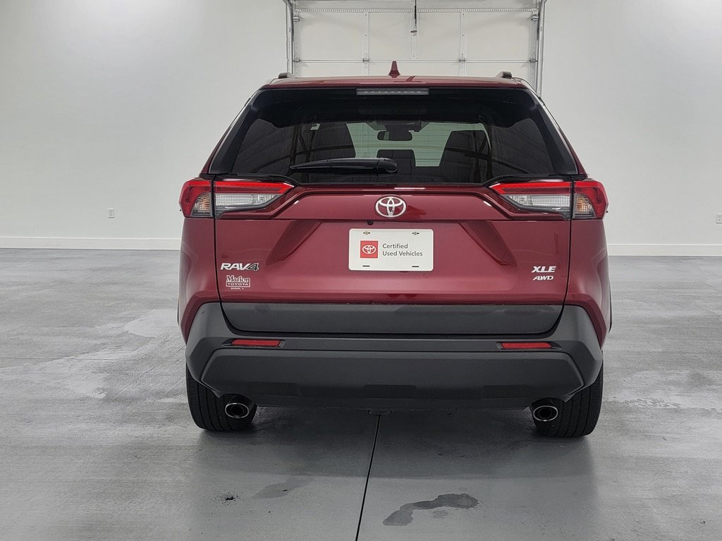 Certified 2020 Toyota RAV4 XLE Premium AWD/4WD image 8