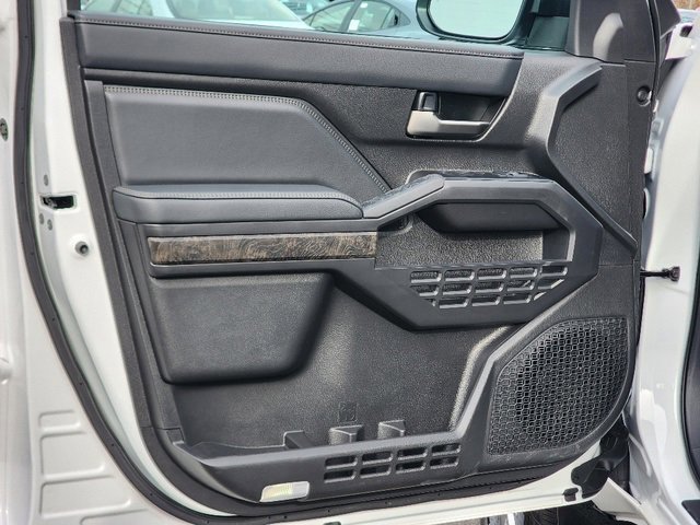 Used 2025 Toyota Tacoma Limited image 19