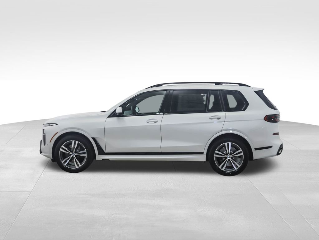 Used 2026 BMW X7 xDrive40i w/ M Sport Package image 2