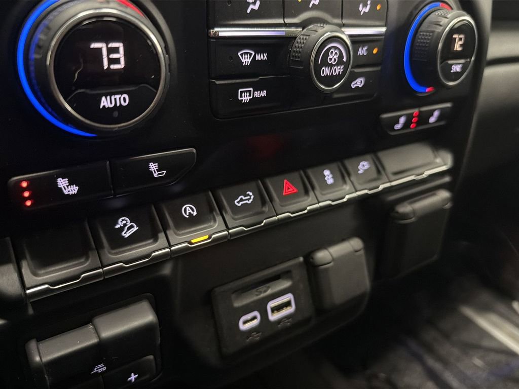 Used 2019 Chevrolet Silverado 1500 LTZ image 41