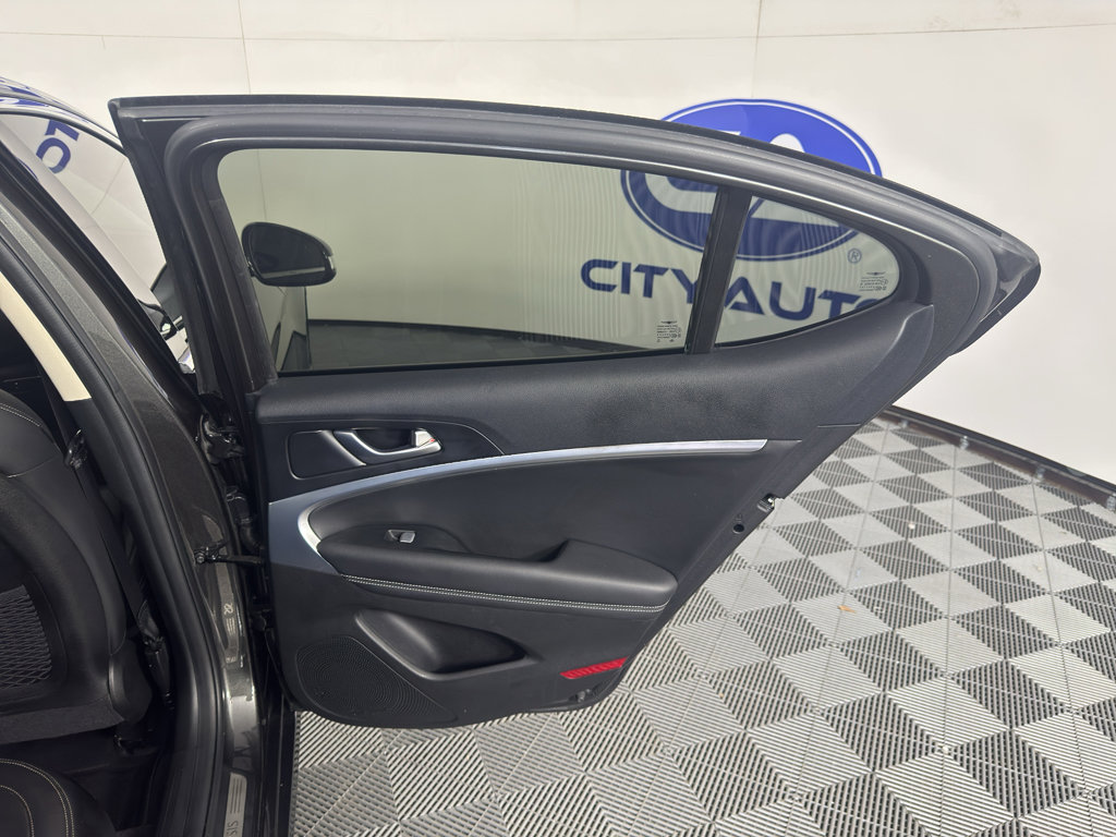 Used 2023 Genesis G70 2.0T RWD image 36