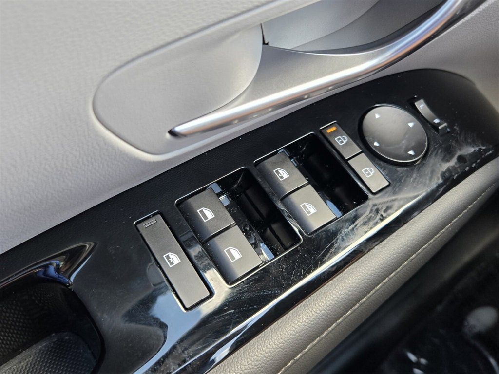 Certified 2025 Hyundai Tucson Limited image 29