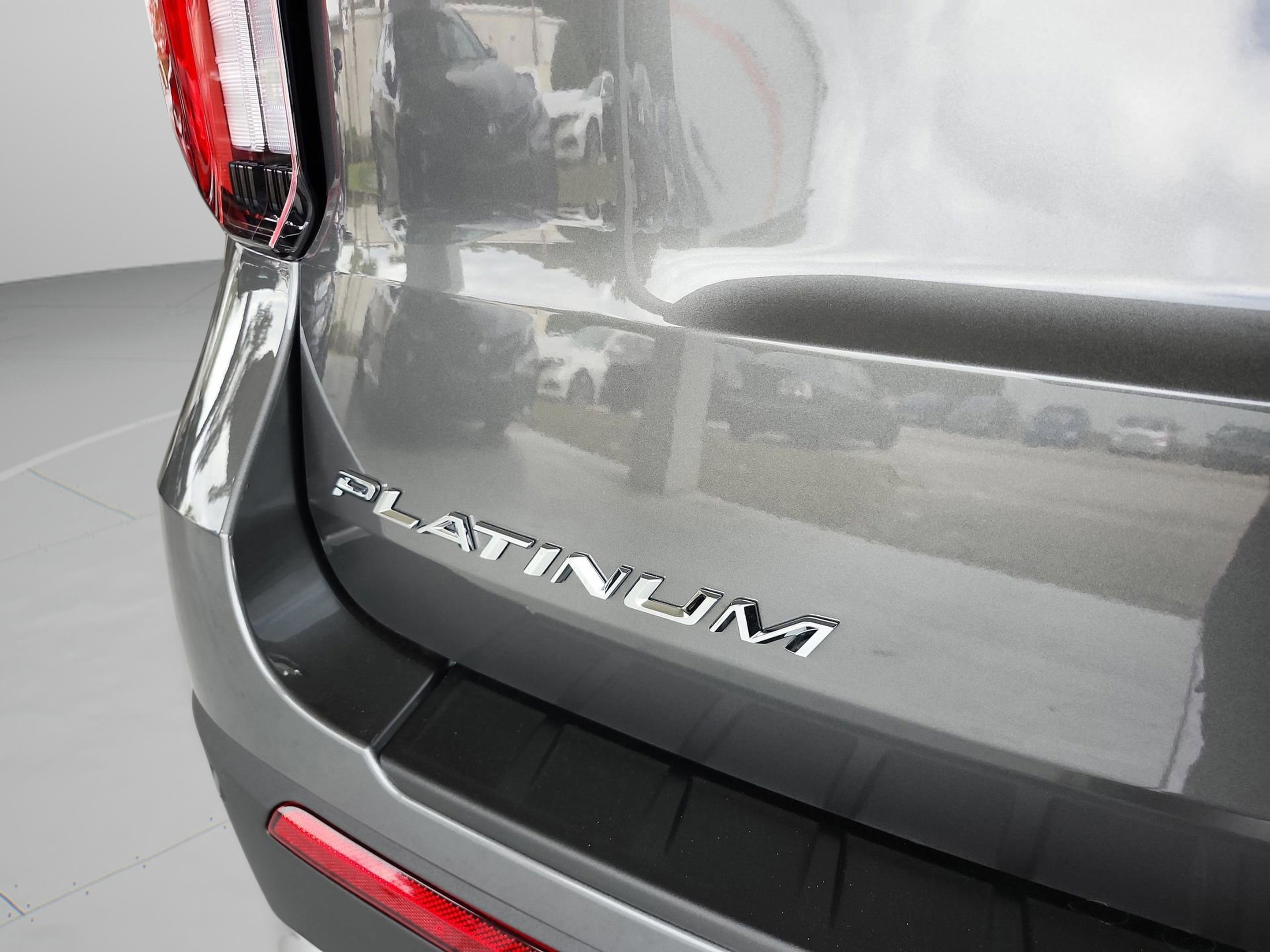 New 2026 Ford Explorer Platinum w/ LUX Leather Package image 23