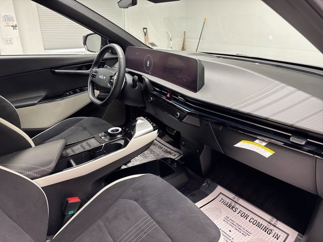 Used 2023 Kia EV6 GT-Line w/ GT-Line Suede Seat Package image 18