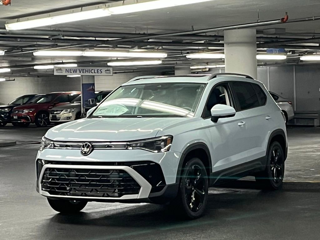 New 2026 Volkswagen Taos SE AWD/4WD image 3