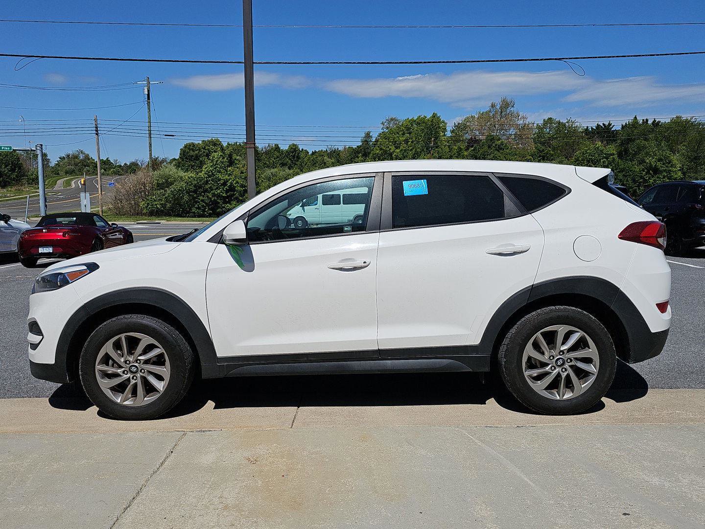 Used 2018 Hyundai Tucson SE AWD/4WD image 3