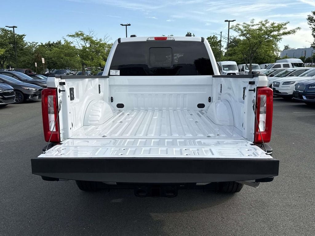 New 2026 Ford F250 XLT w/ FX4 Off-Road Package AWD/4WD image 11