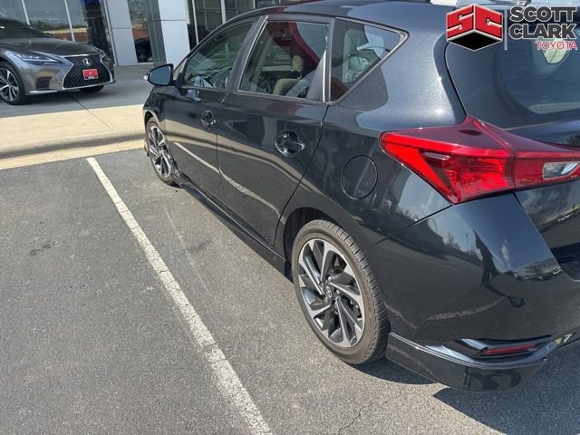 Used 2016 Scion iM image 4