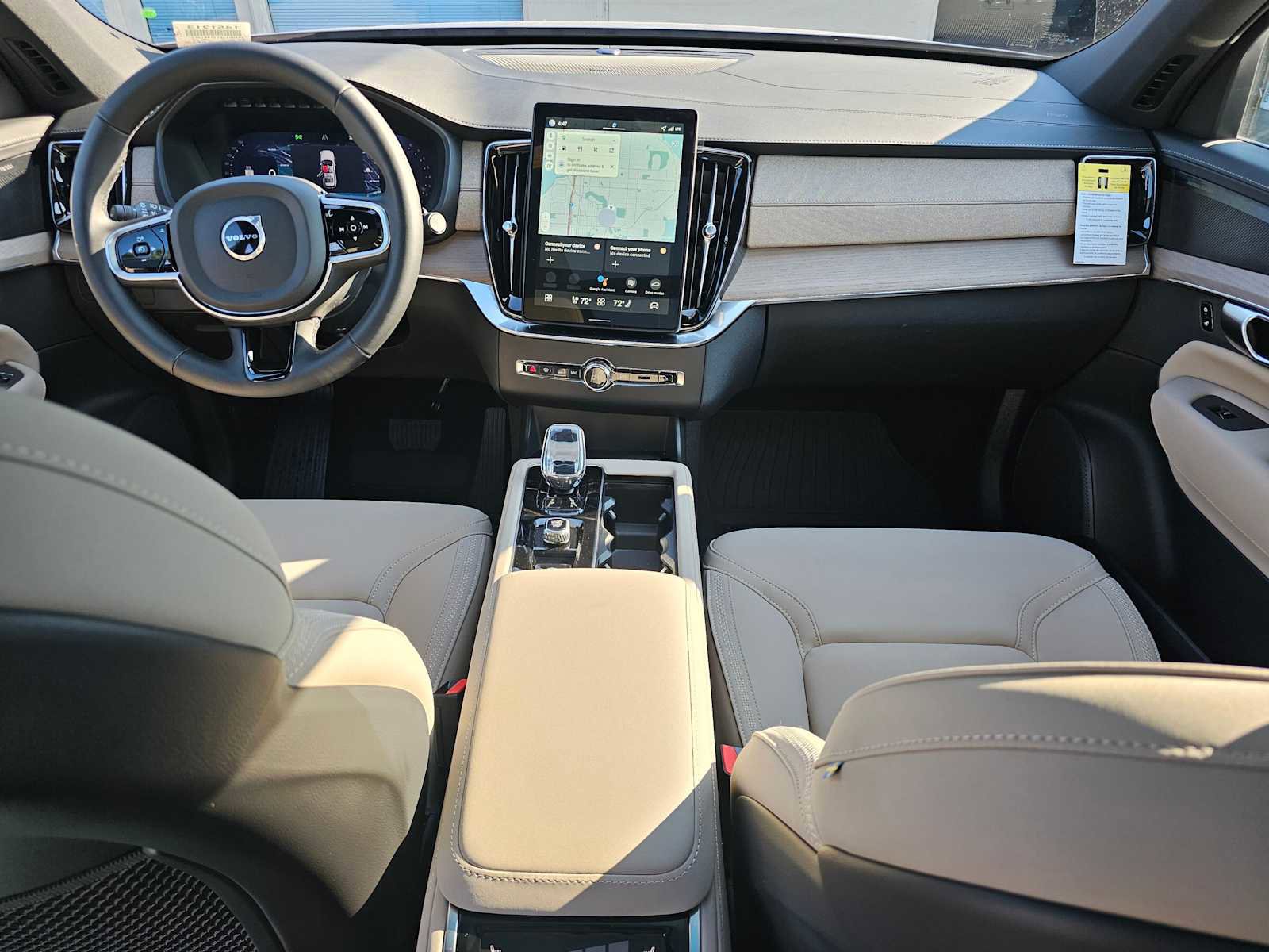 New 2026 Volvo XC90 B6 Plus image 18