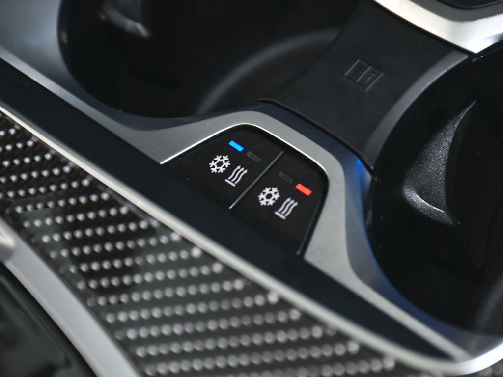 Used 2026 BMW X7 M60i image 69