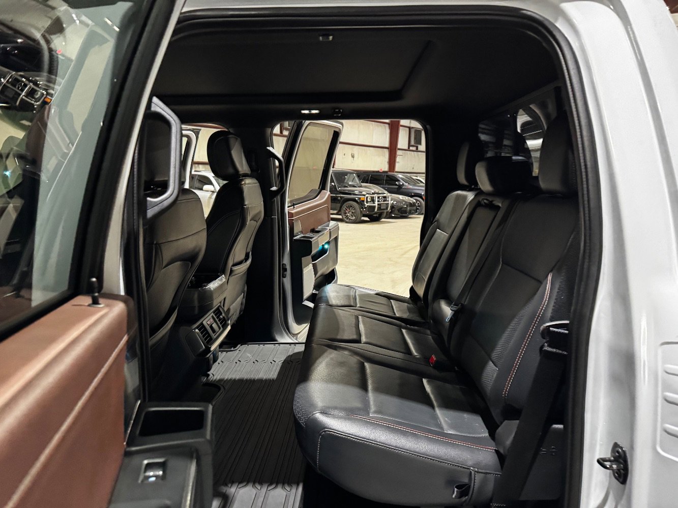 Used 2022 Ford F150 Lariat w/ Equipment Group 502A High image 17