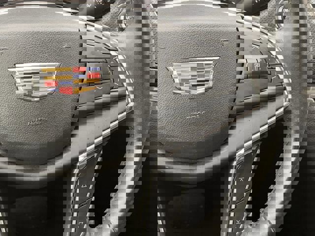 Used 2018 Cadillac XT5 Premium Luxury image 13