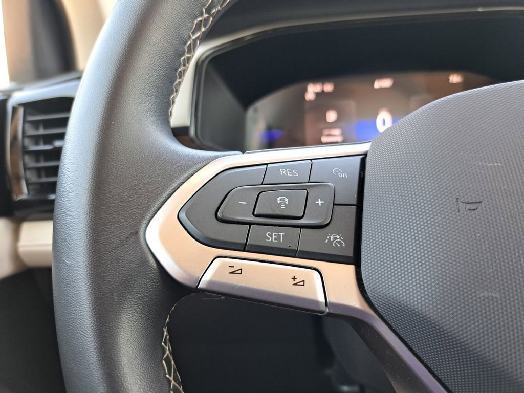 Used 2025 Volkswagen Taos S AWD/4WD image 14