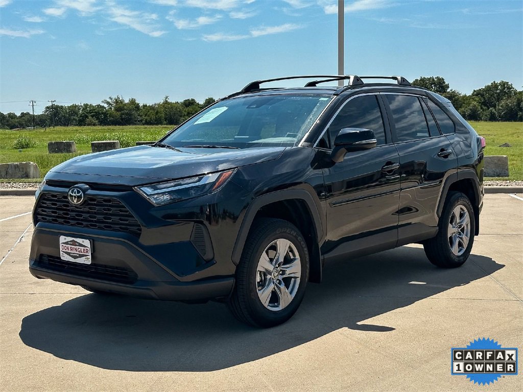 Used 2025 Toyota RAV4 XLE image 7