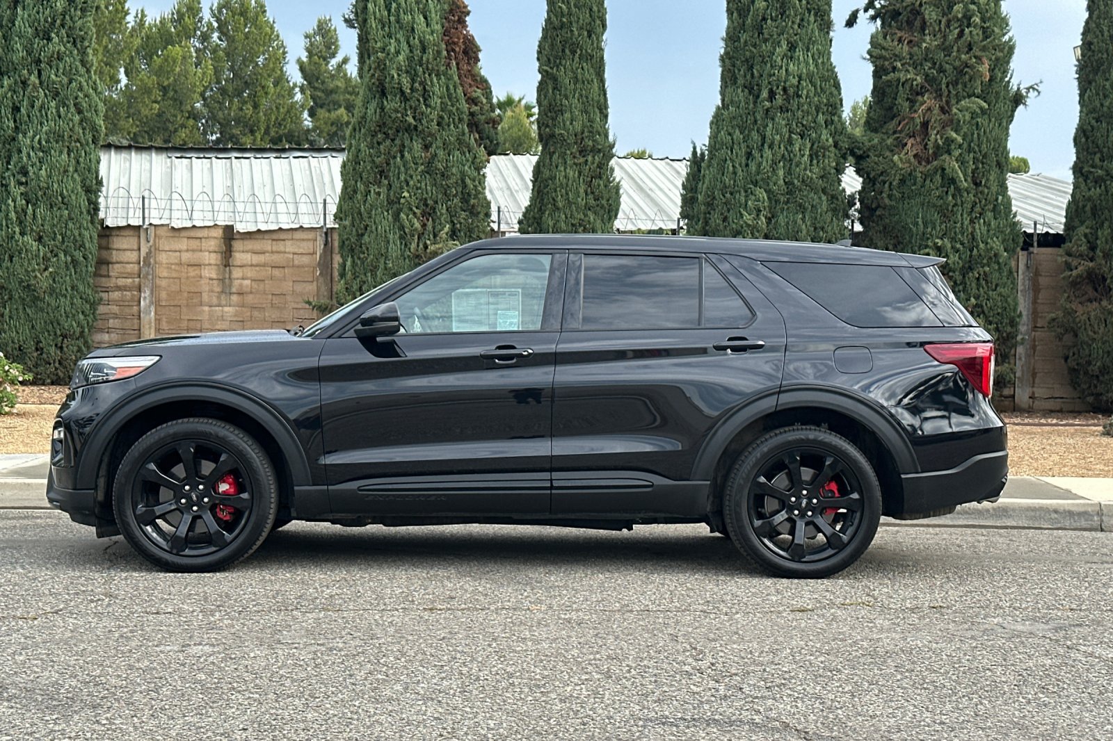 Used 2022 Ford Explorer ST w/ Equipment Group 401A AWD/4WD image 7