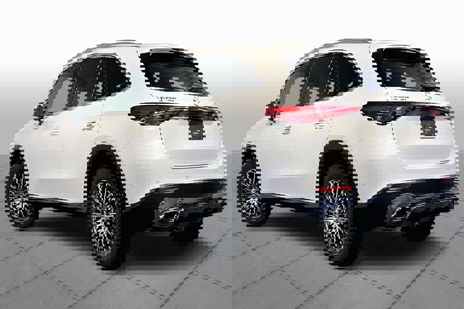 New 2026 Mercedes-Benz GLC 300 4MATIC image 3