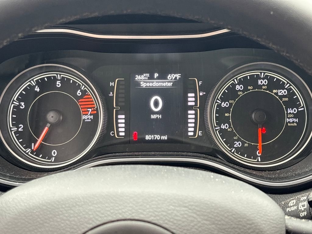 Used 2020 Jeep Cherokee Latitude Plus image 21