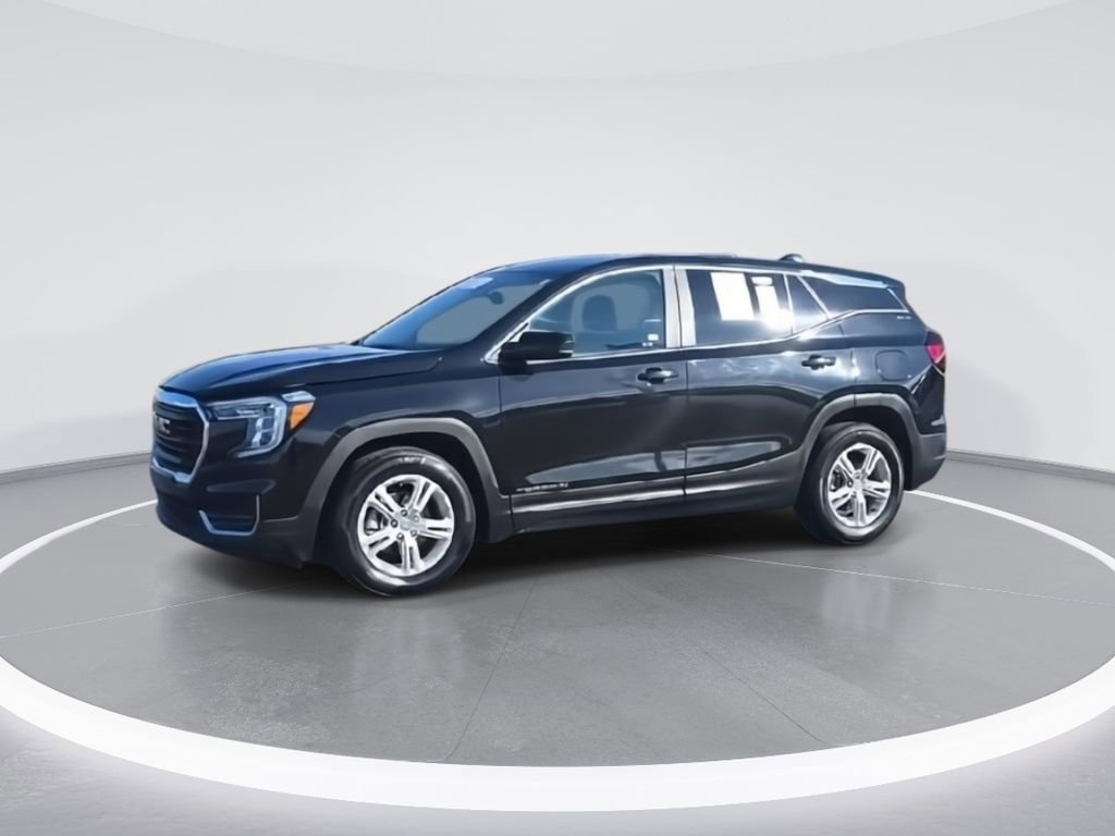 Used 2024 GMC Terrain SLE FWD image 4