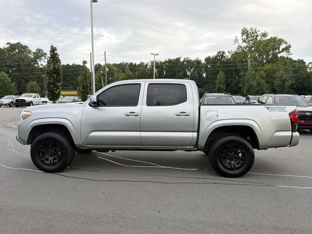 Used 2022 Toyota Tacoma SR AWD/4WD image 4