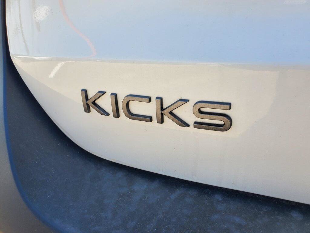 New 2027 Nissan Kicks SV AWD/4WD image 9