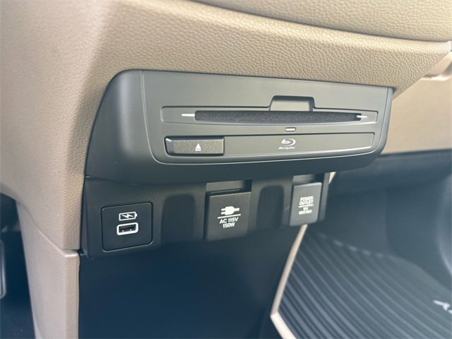 Used 2023 Honda Odyssey Touring image 39