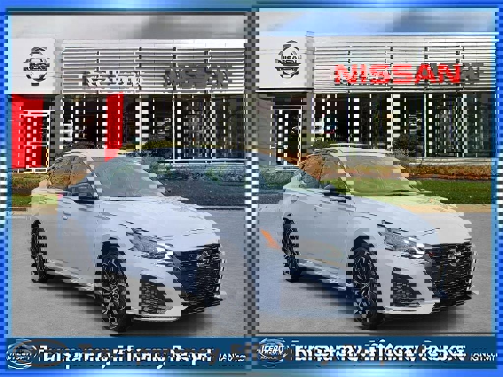 Certified 2024 Nissan Altima 2.5 SR image 1