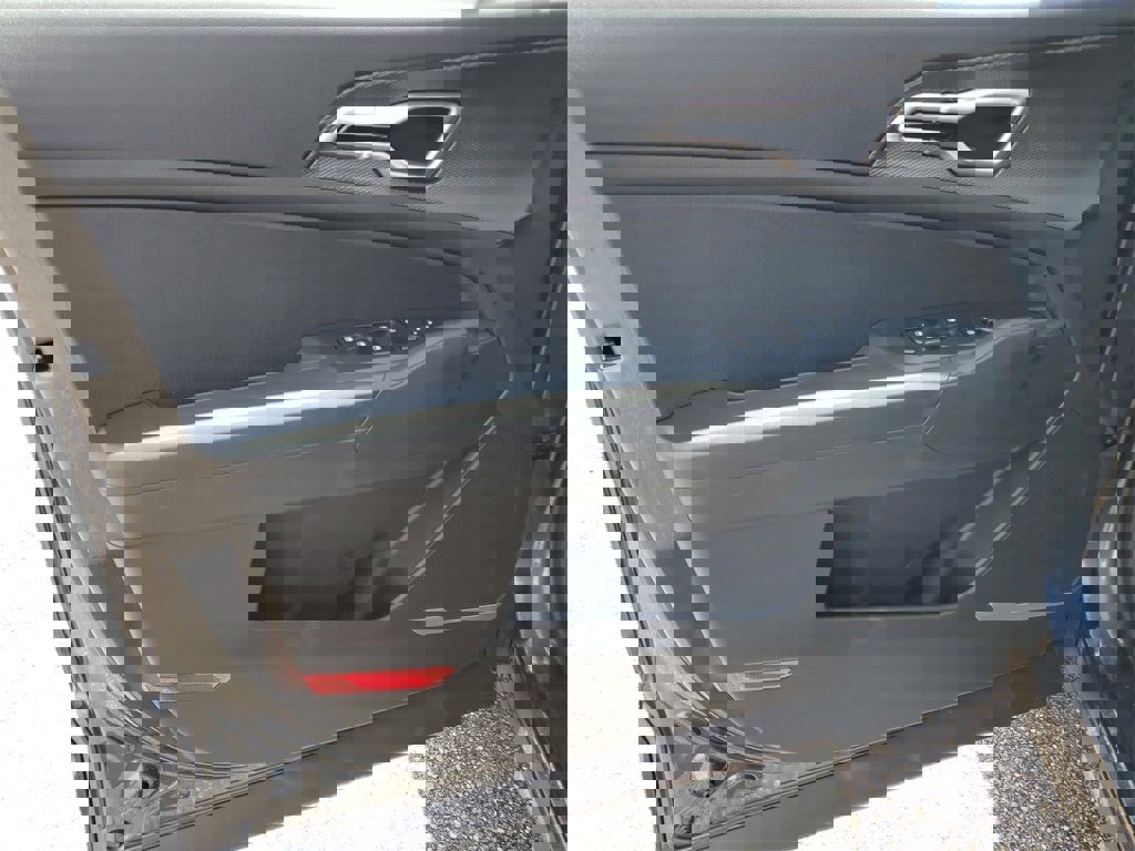 New 2025 Kia Sportage LX image 8