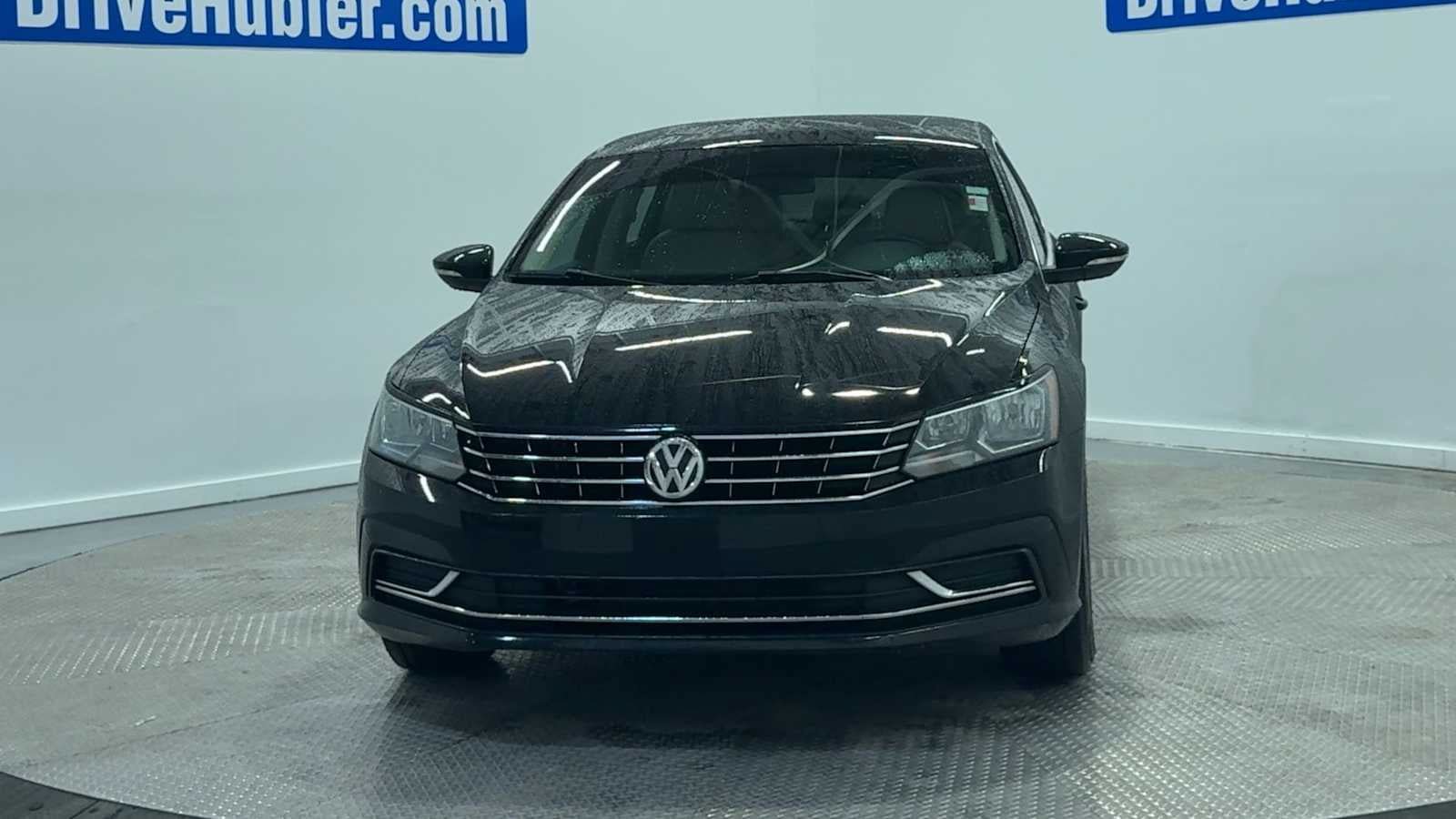 Used 2016 Volkswagen Passat 1.8T SE FWD image 4