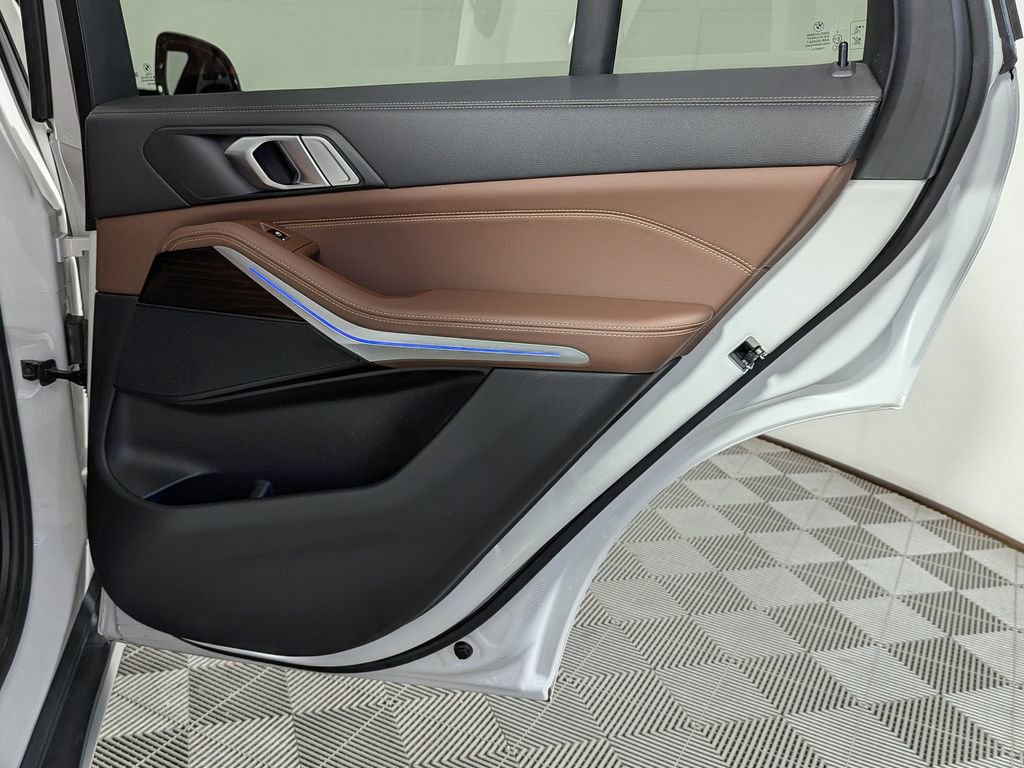 Used 2021 BMW X5 xDrive40i w/ Premium Package 2 image 45