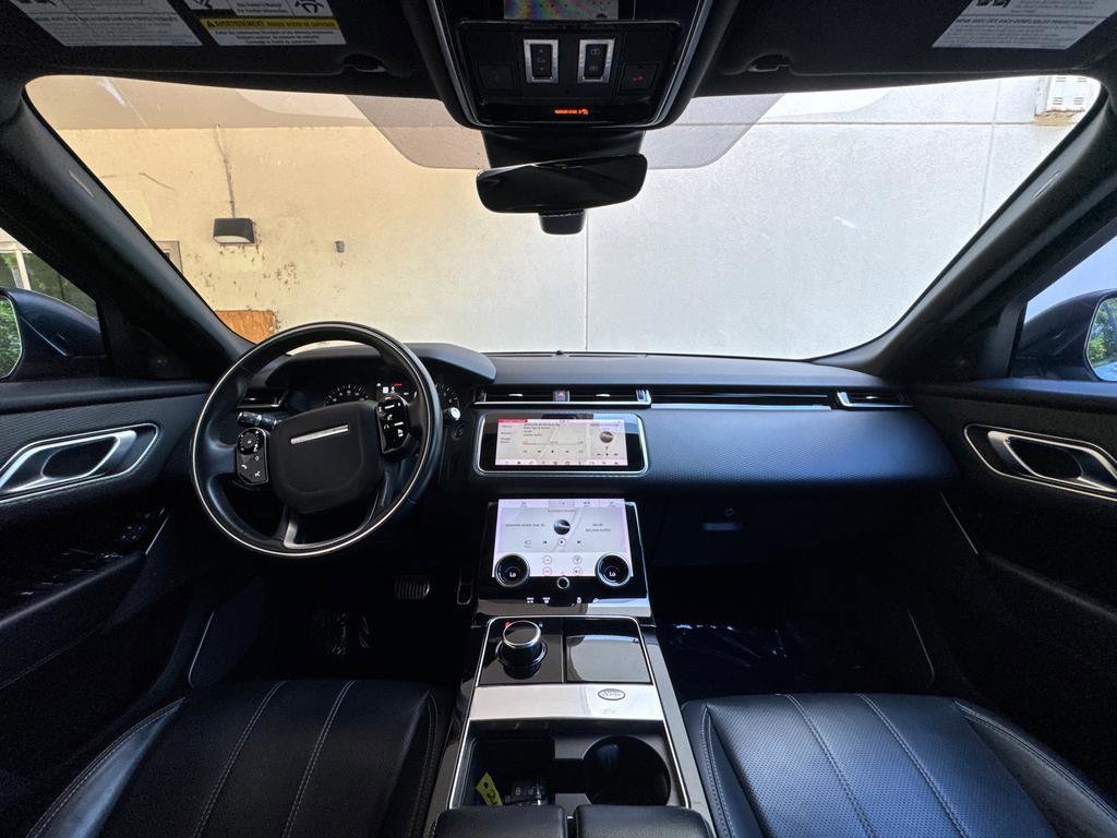 Used 2020 Land Rover Range Rover Velar R-Dynamic S image 21